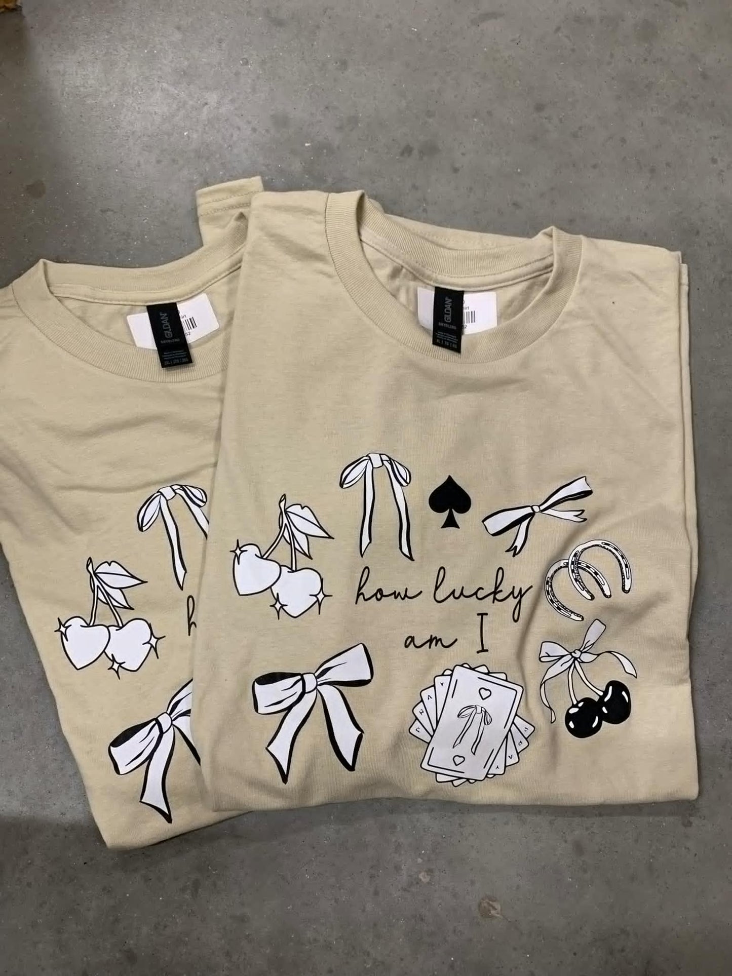 HOW LUCKY AM I TRINKETS TEE- RTS- FINAL SALE