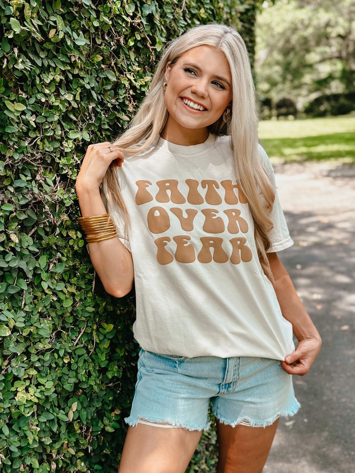 Faith Over Fear Retro Wave Puff Tee