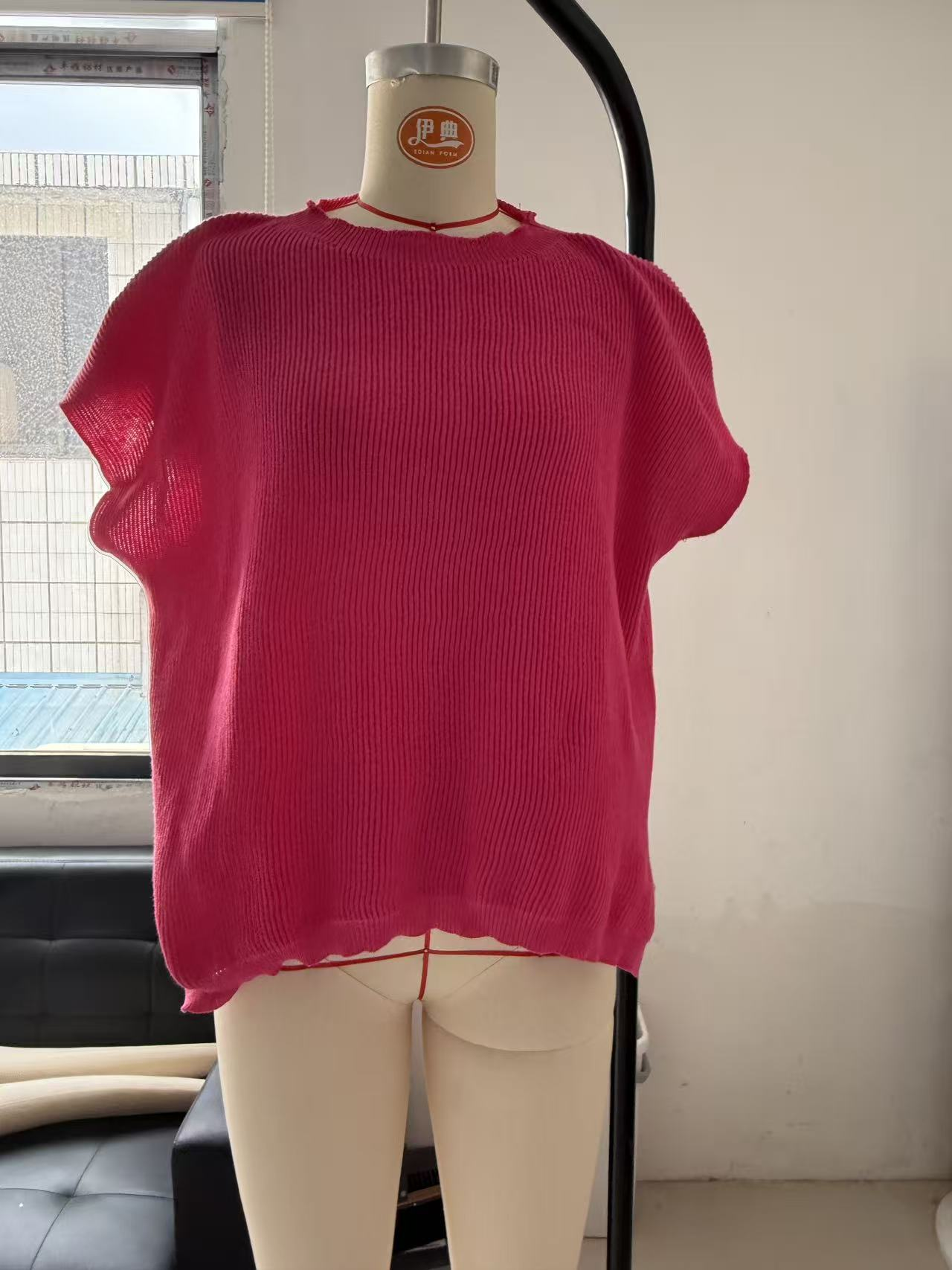 PREORDER: Becks split knit tunic 10.13.25